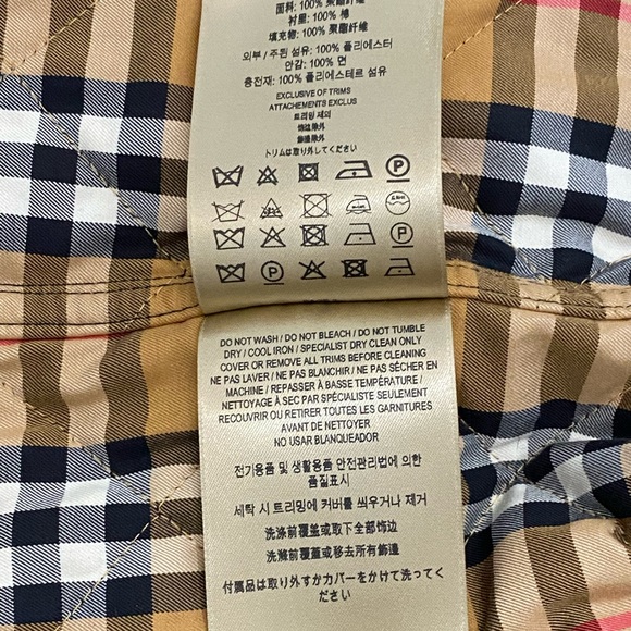 Burberry Ladies Diamond Quilted Jacket Black Size M - Picture 12 of 16